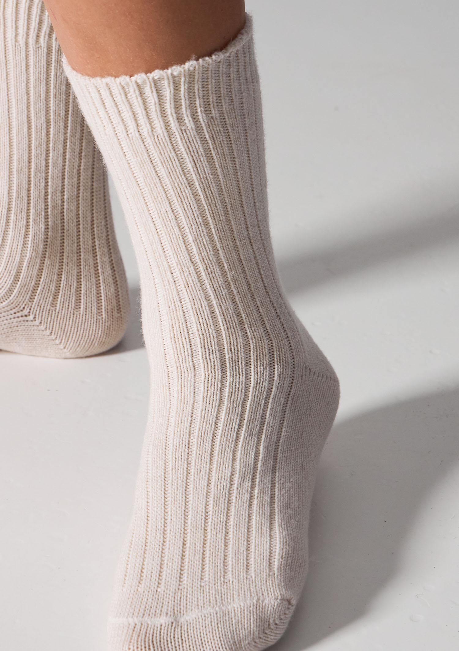 Skarpetki damskie z wełną merynosów i kaszmirem białe