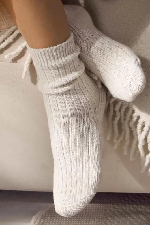 Skarpetki damskie z wełną merynosów i kaszmirem białe