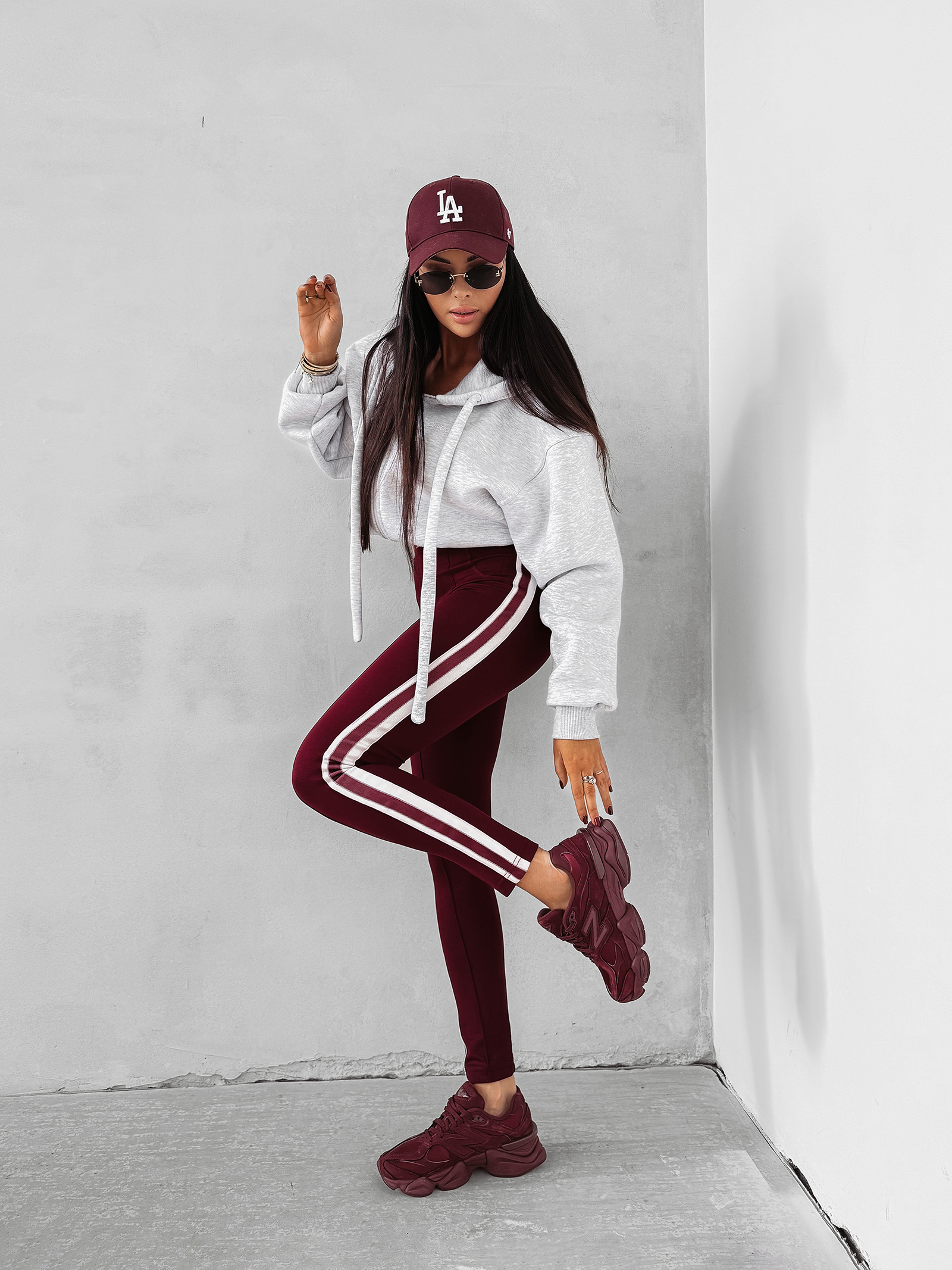 Legginsy dopasowane OLAVOGA STRECH bordowe