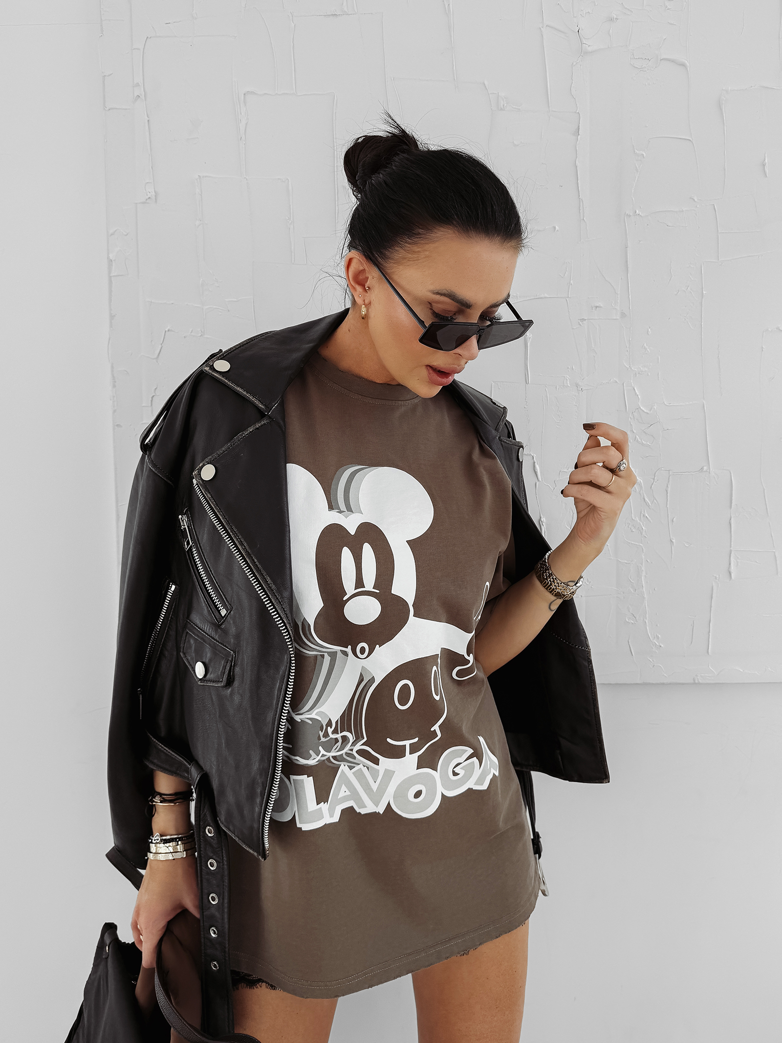 T-shirt damski OLAVOGA BESCO brązowy