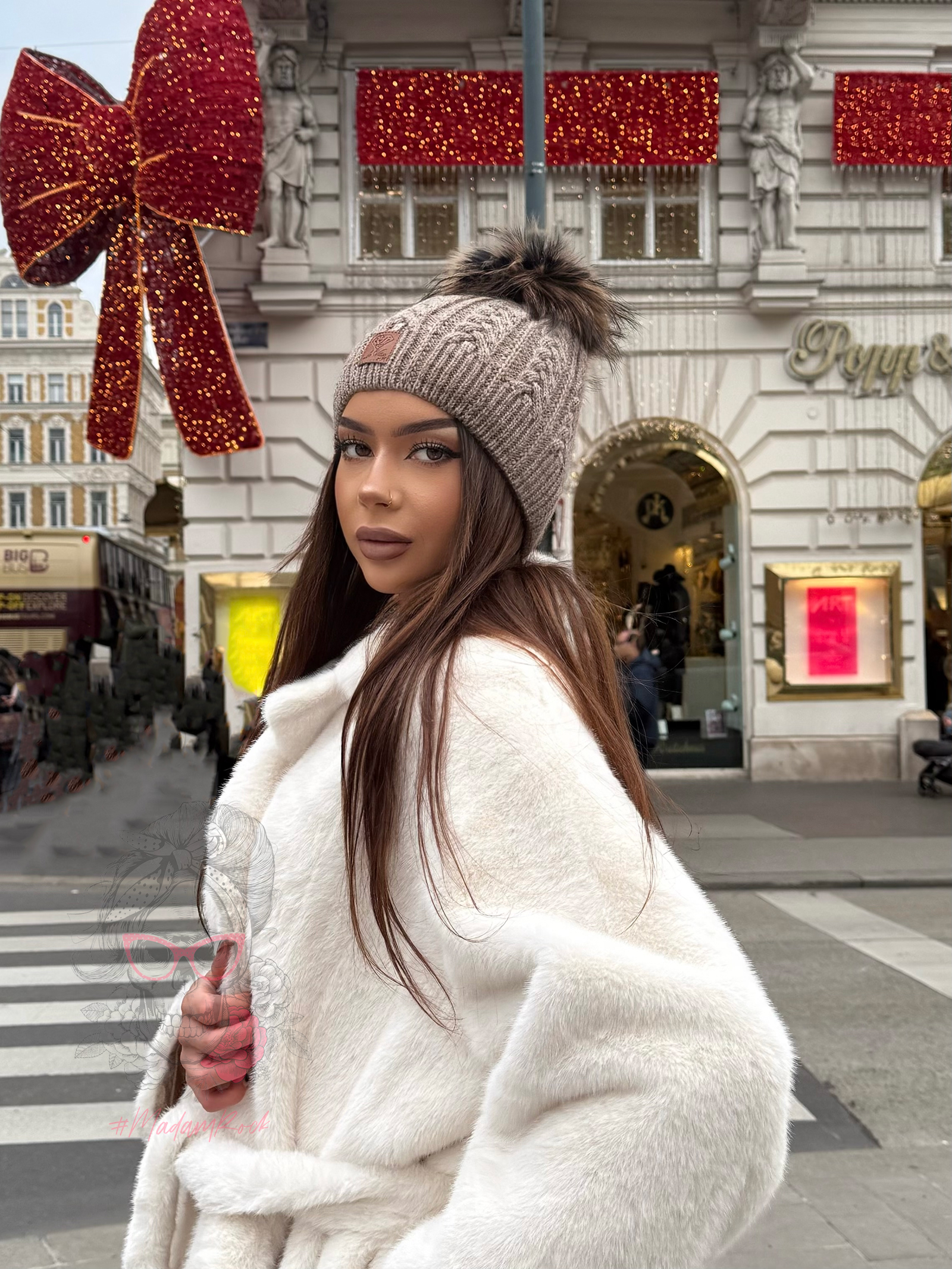 Płaszcz damski OLAVOGA MINO ecru Płaszcz damski OLAVOGA MINO ecru