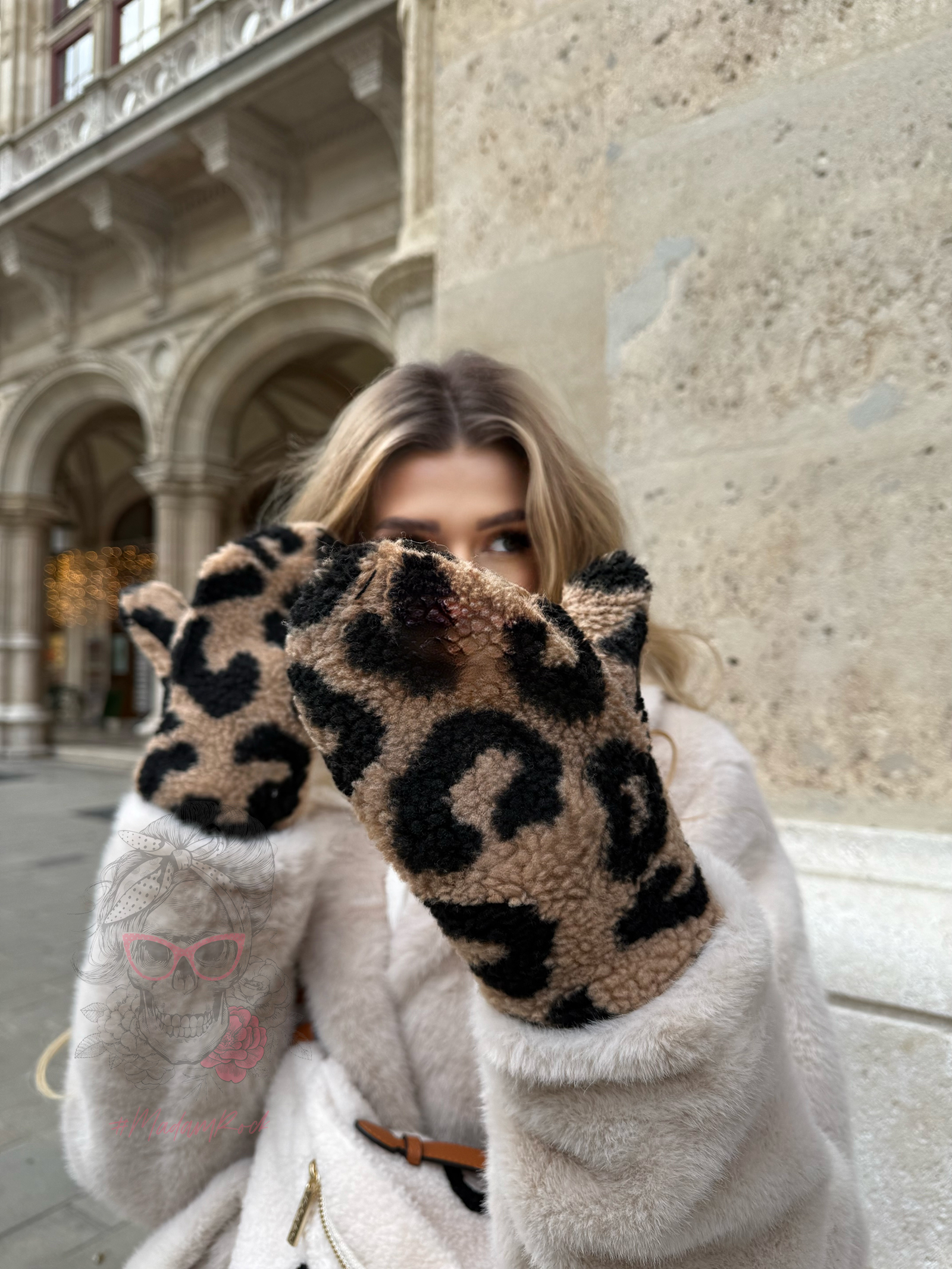 Rękawiczki owieczka Sheep karmelowe Rękawiczki owieczka Sheep karmelowe