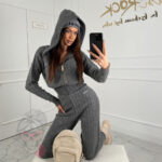 Komplet dres sweterkowy damski BONNIE & CARLEE OLAVOGA grafitowy