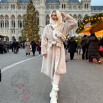 Płaszcz damski OLAVOGA MINO beżowy