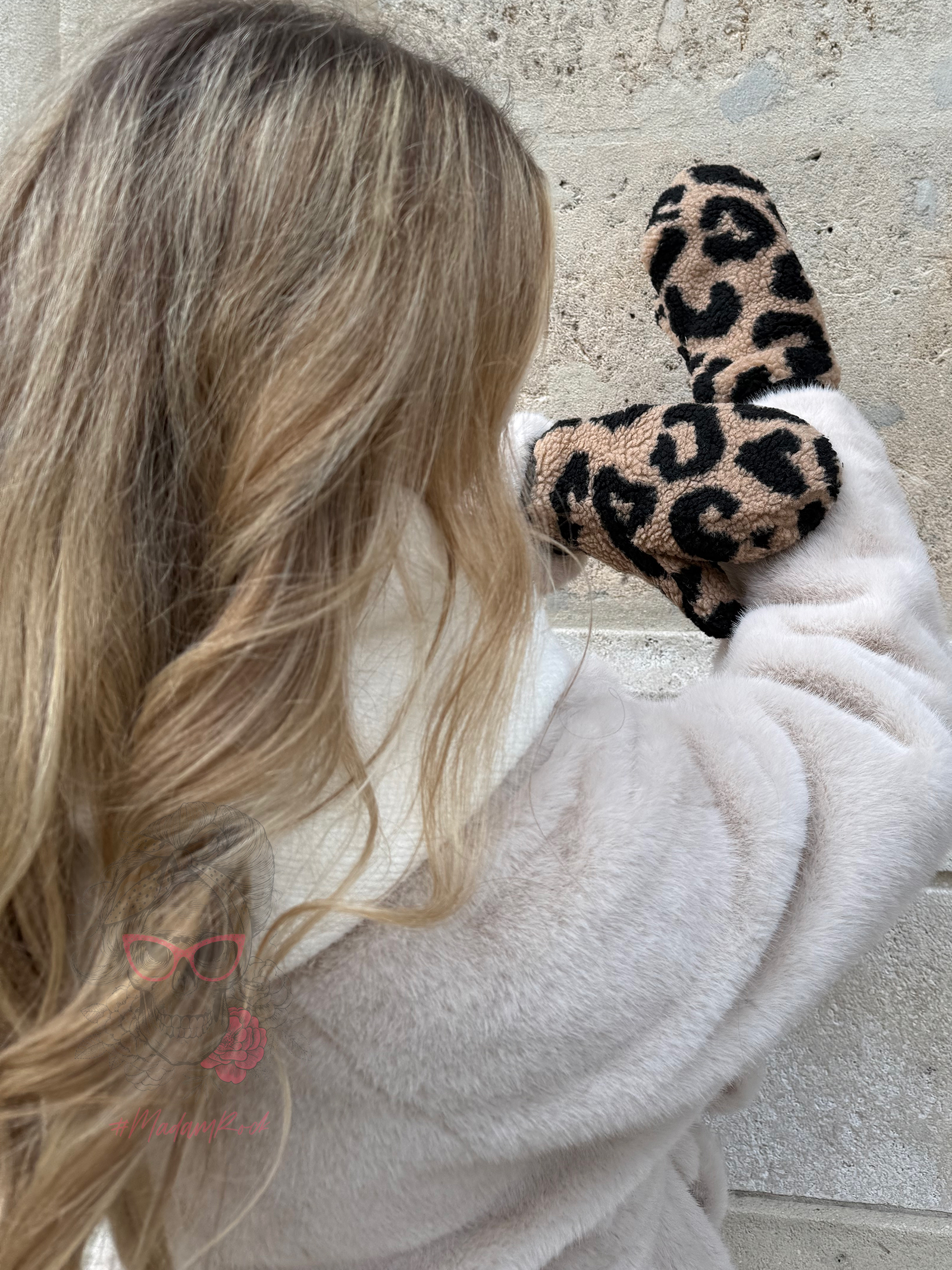 Rękawiczki owieczka Sheep karmelowe Rękawiczki owieczka Sheep karmelowe