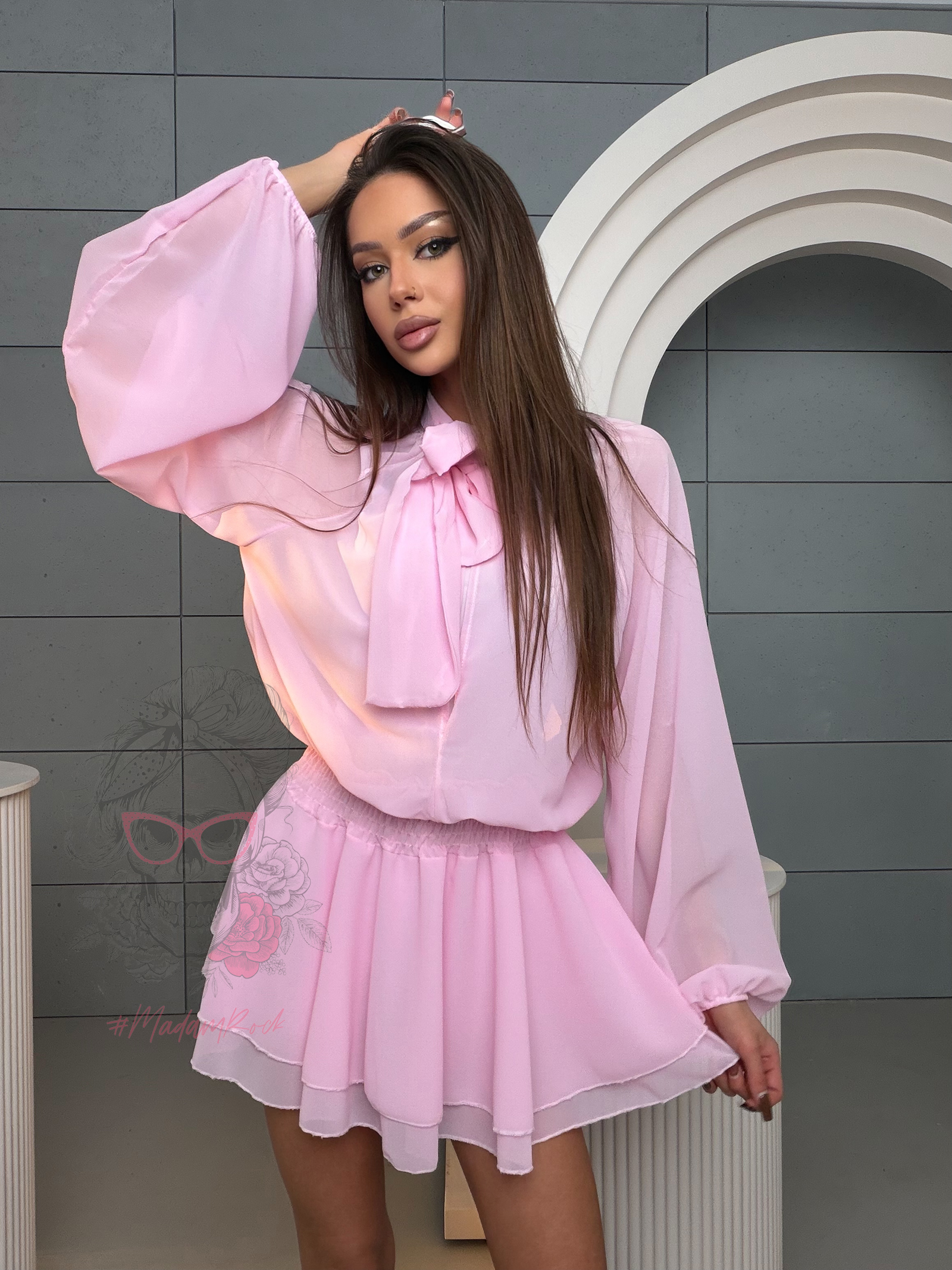 Kombinezon szyfonowy Selietto różowy