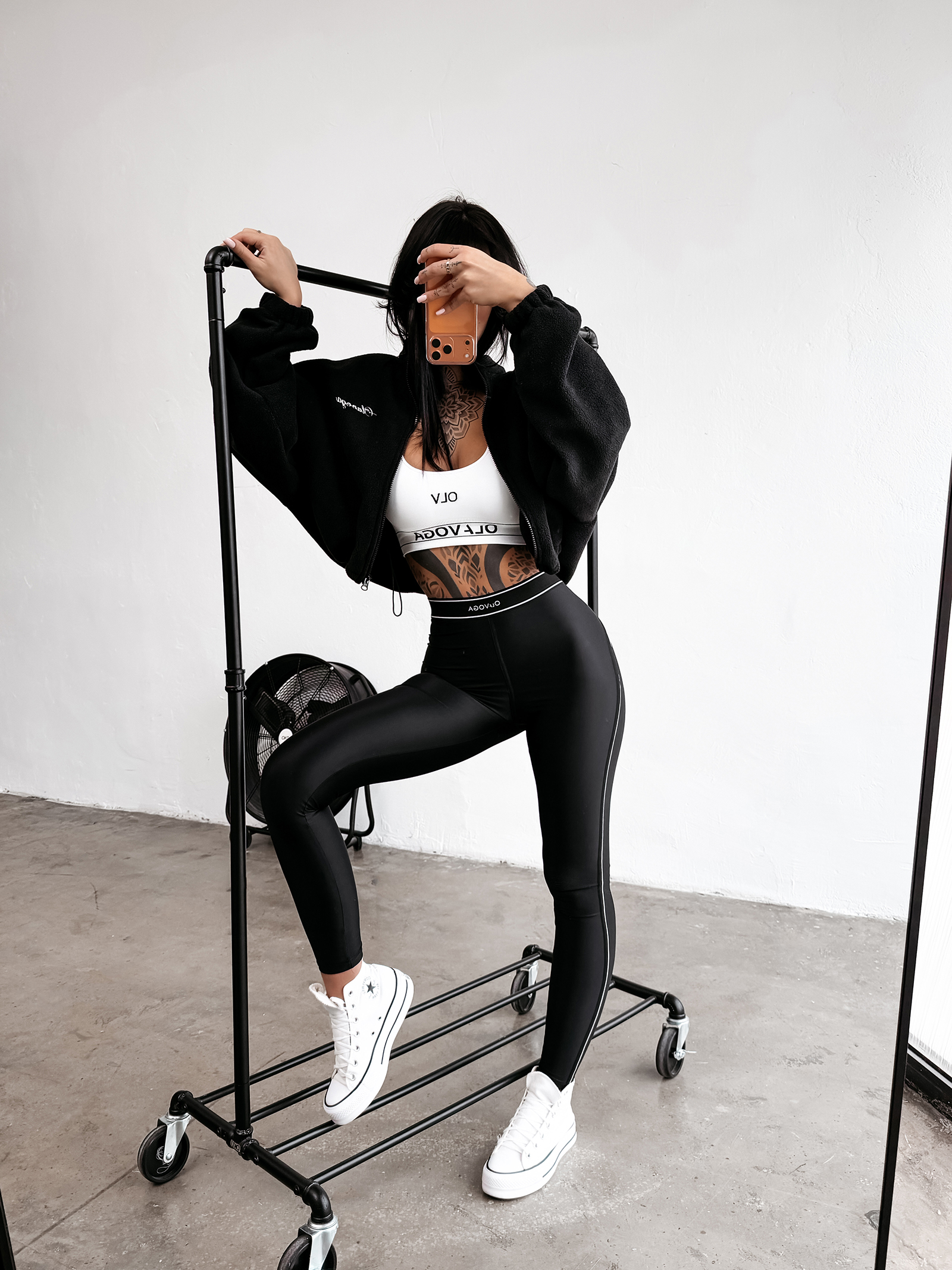 Bluza damska OLAVOGA SOFTI czarna Bluza damska OLAVOGA SOFTI czarna