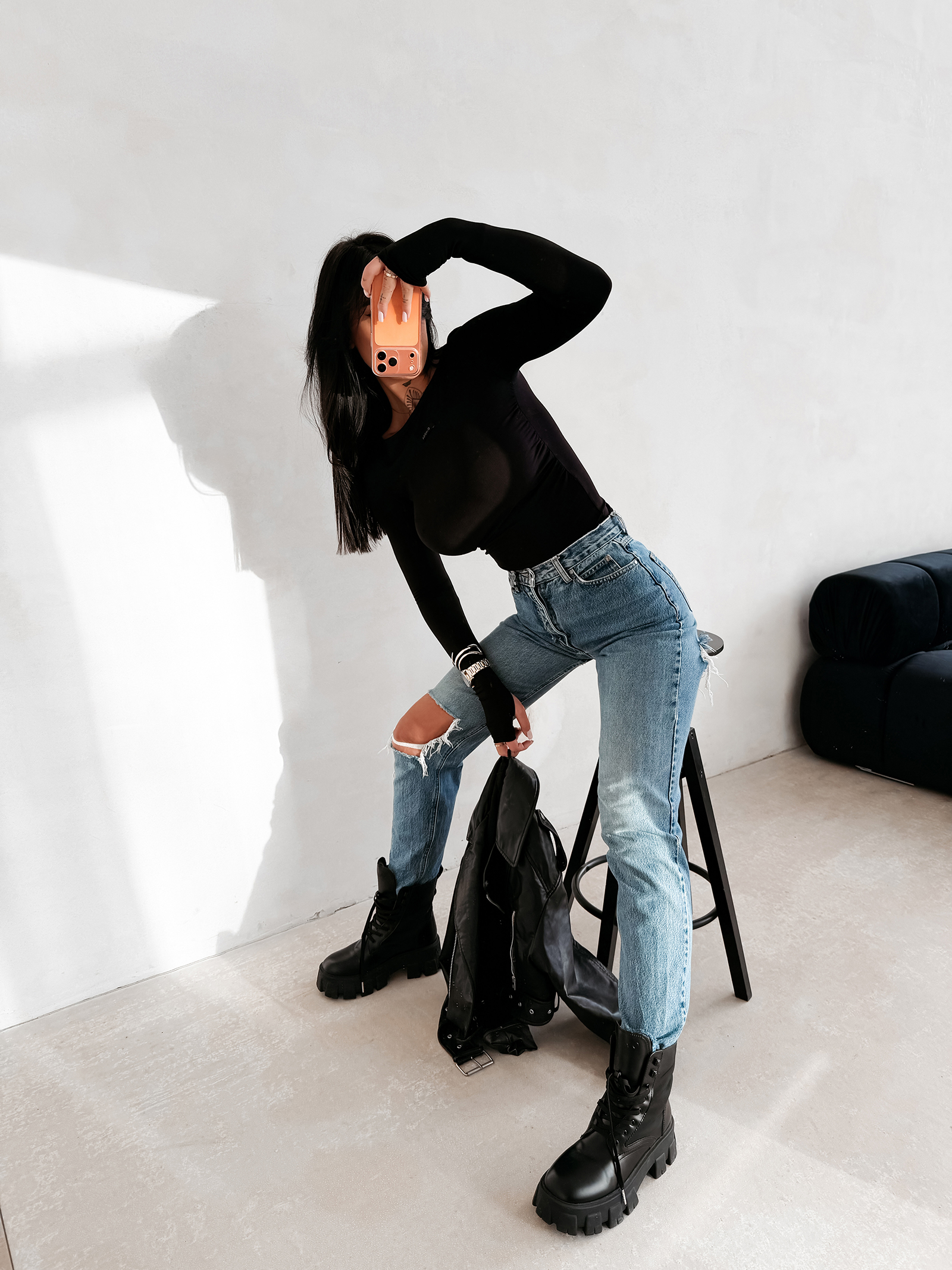 Bluzka damska OLAVOGA NELA czarna Bluzka damska OLAVOGA NELA czarna