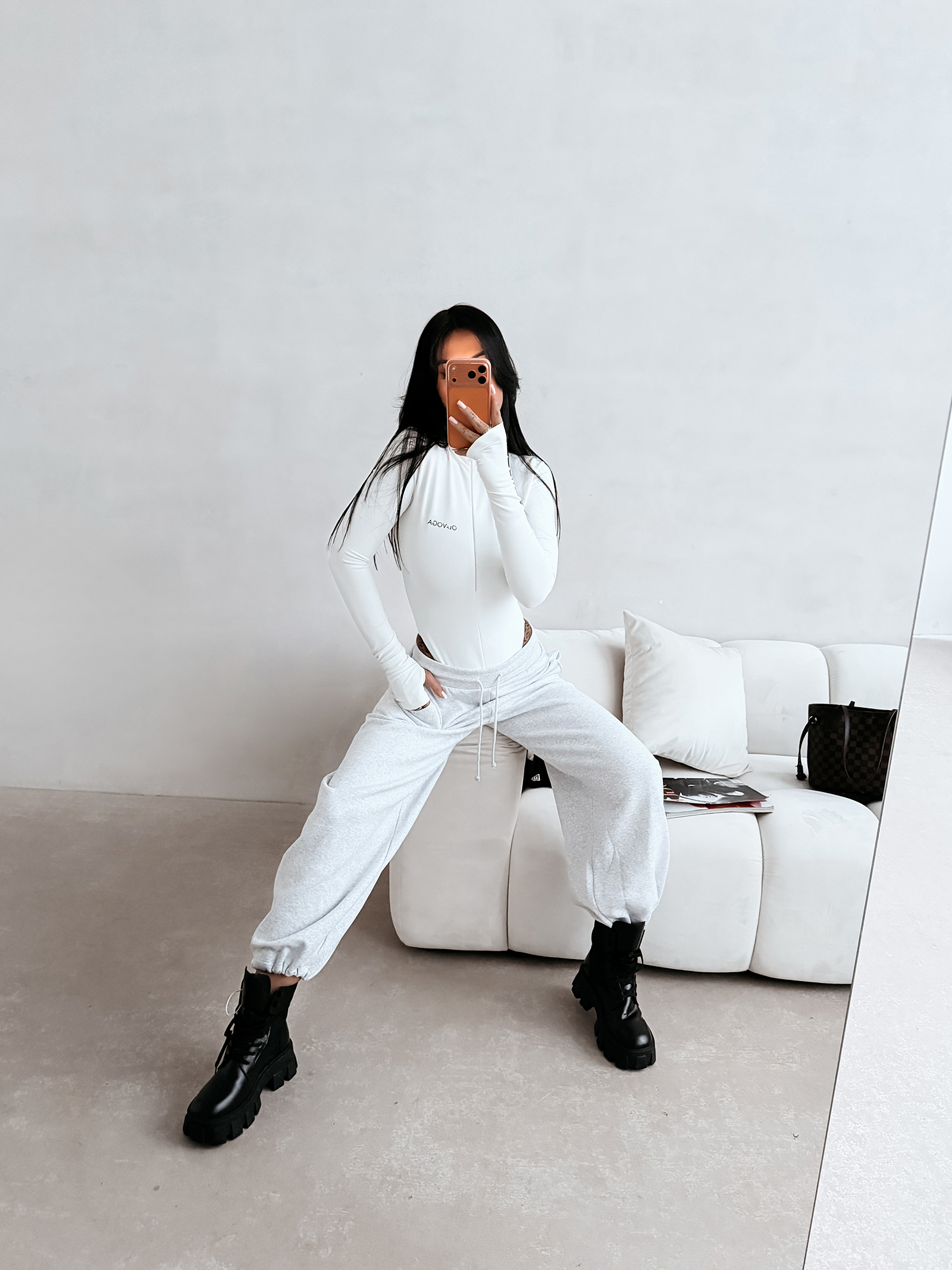 Body dopasowane OLAVOGA ESSENTIAL ecru