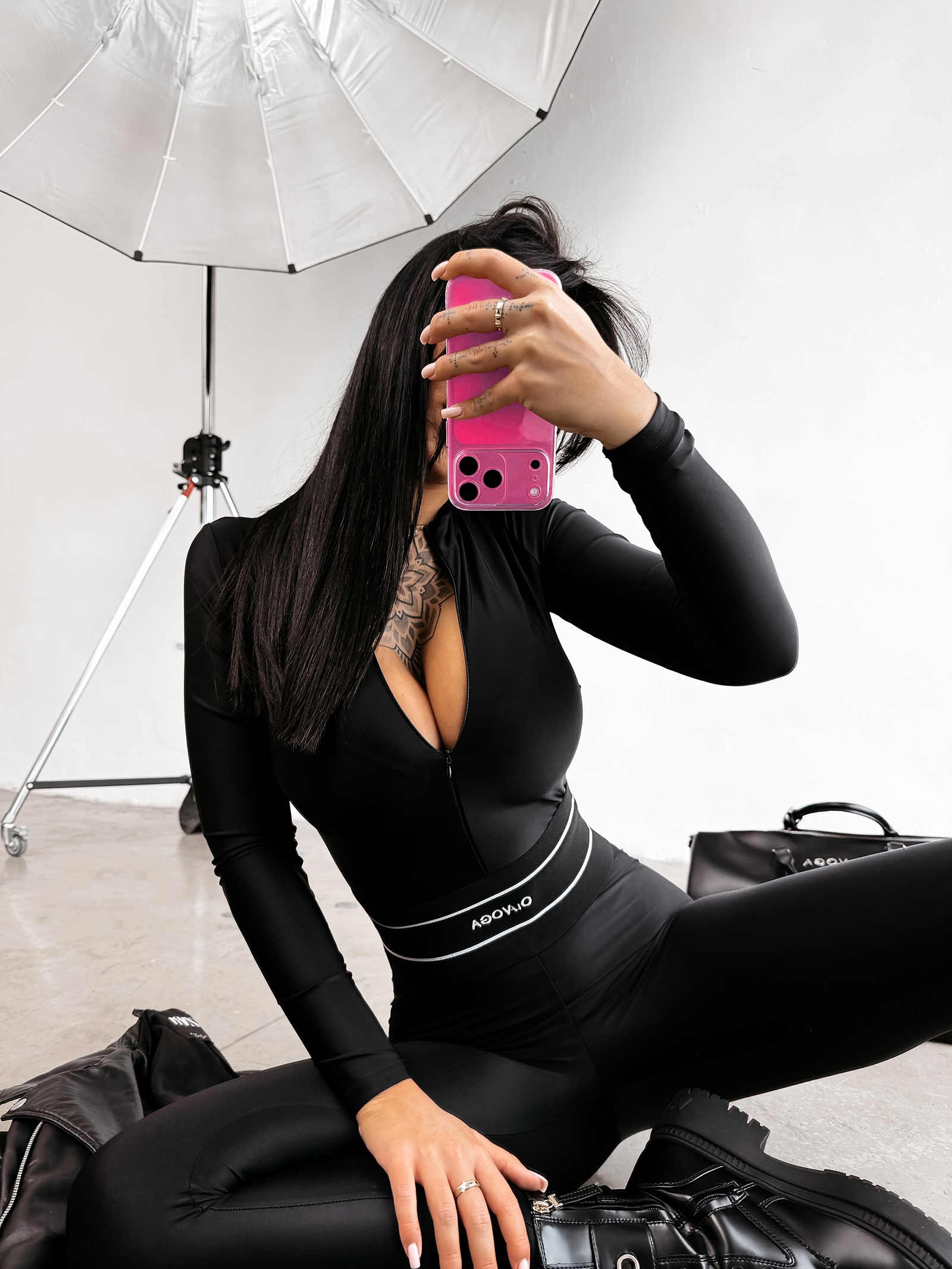 Kombinezon damski OLAVOGA NOWERA czarny