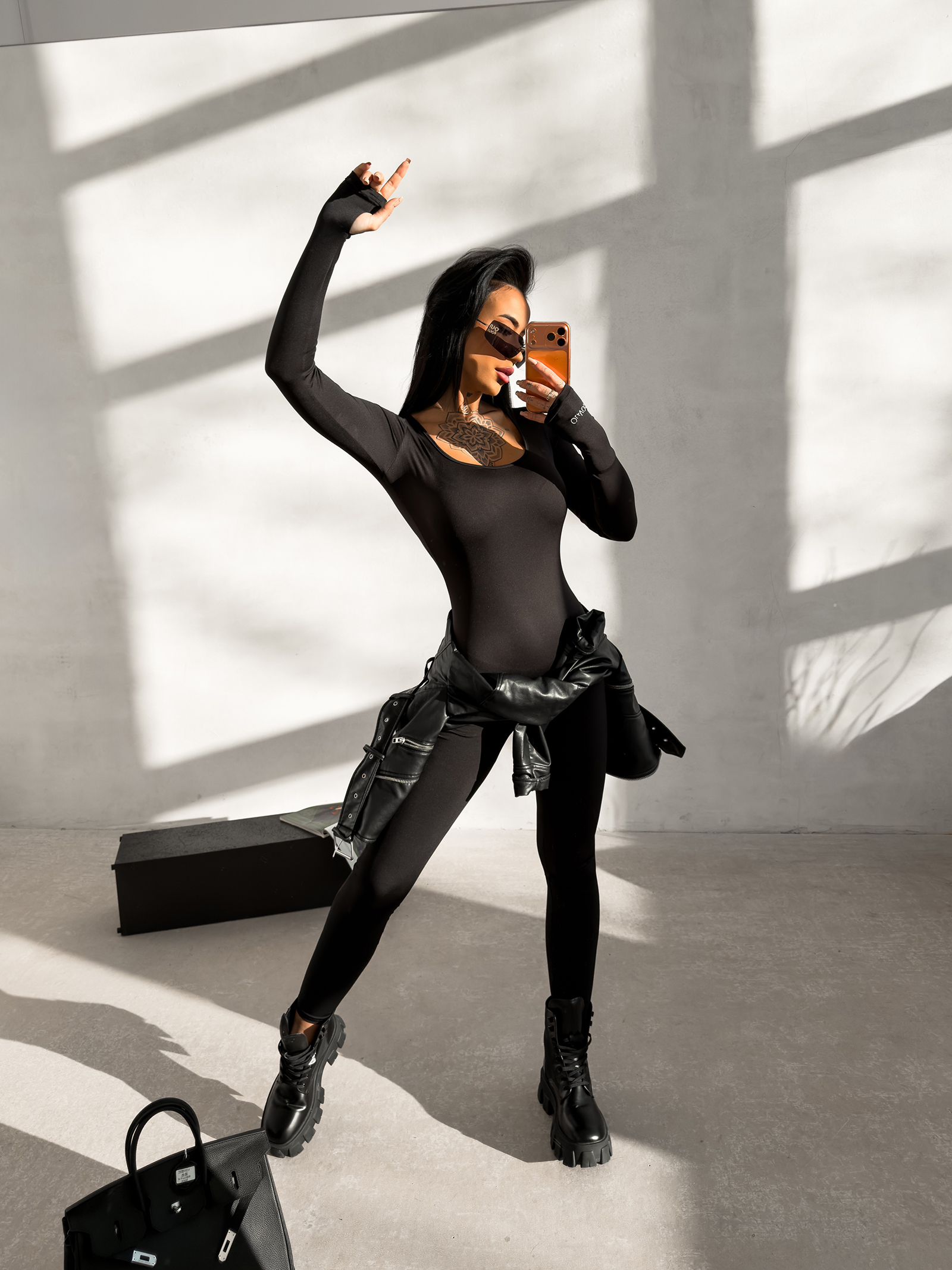 Kombinezon damski OLAVOGA VANTAGE czarny