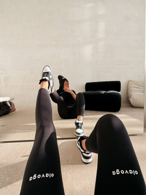 legginsy-TACTILE-311 Legginsy dopasowane OLAVOGA TACTILE czarne