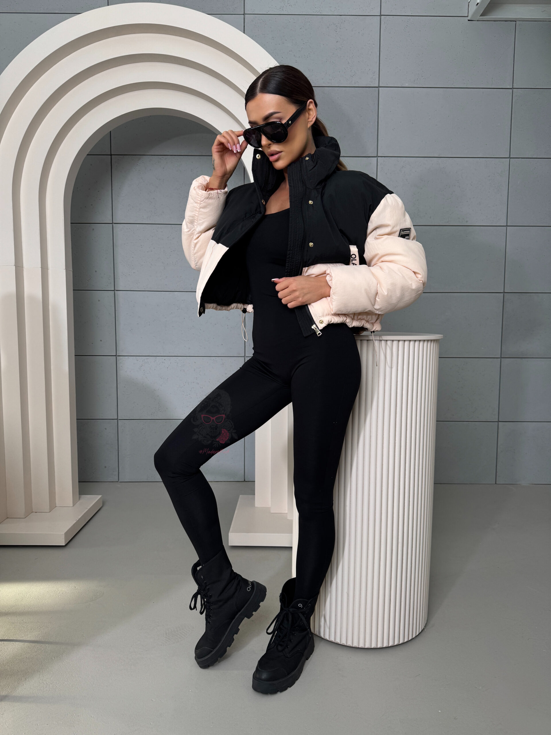 Kurtka damska OLAVOGA KIAR czarna