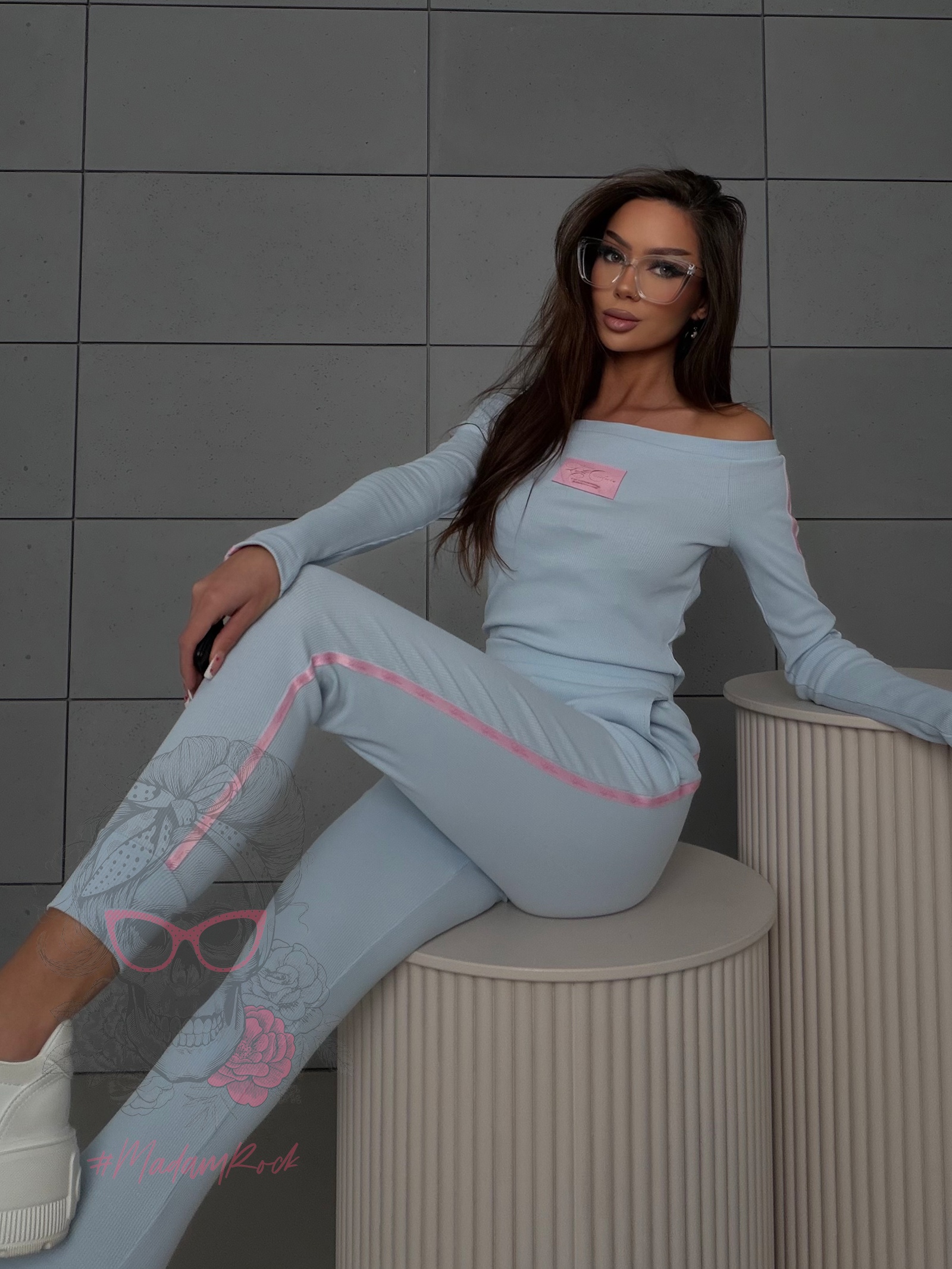 Komplet prążkowany z lampasami Laki Memmi błękitny