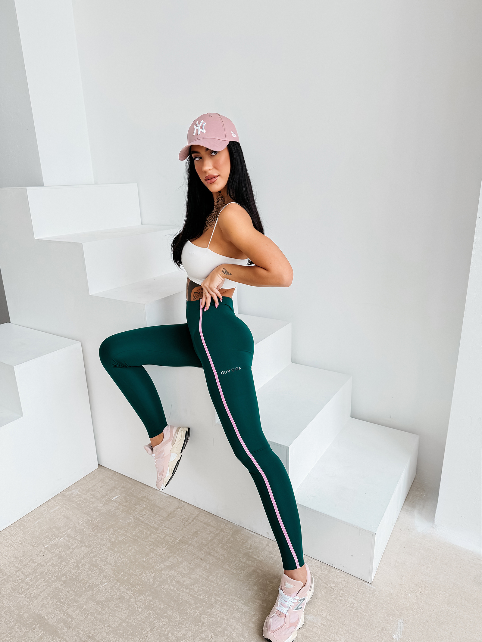 Legginsy wyszczuplające OLAVOGA AMERA ciemnozielone