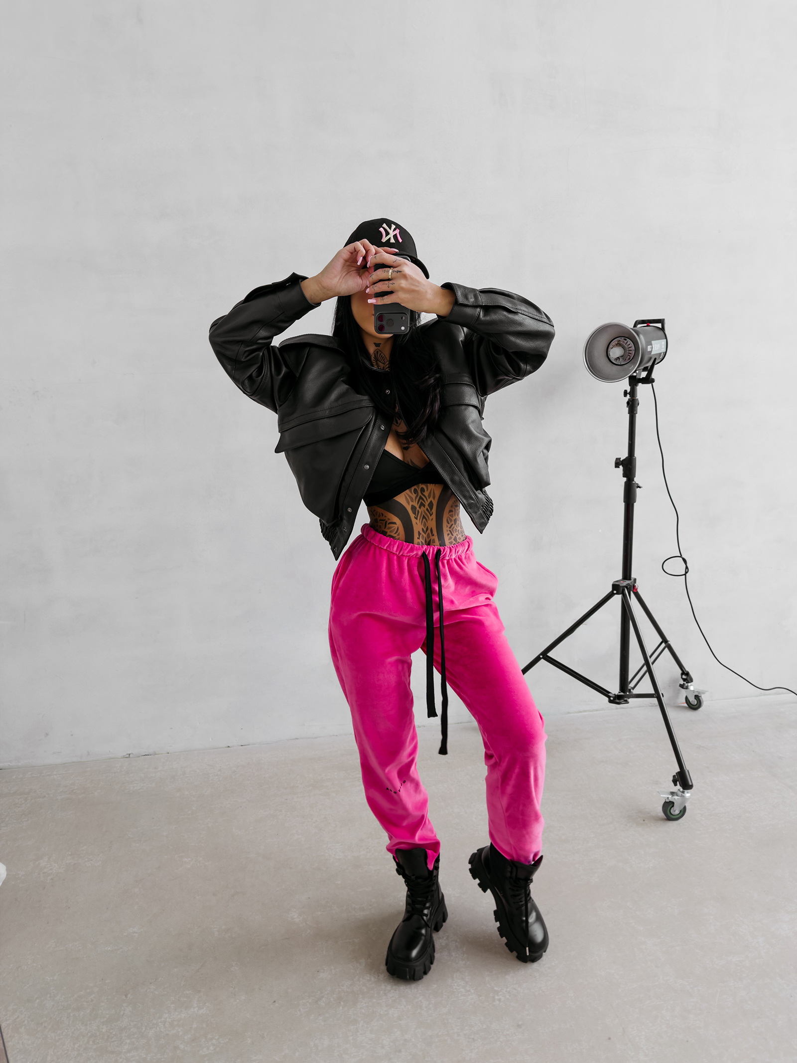 Spodnie damskie OLAVOGA NESA amarantowe